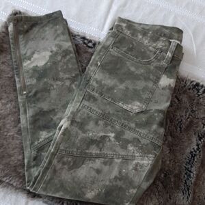 Urban Outfitters camo green pants